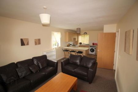 2 Maldon Court, Belfast, BT12 6GY - Photo 2
