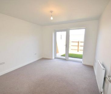 Peel Close, Gerrards Cross,SL9 - Photo 1