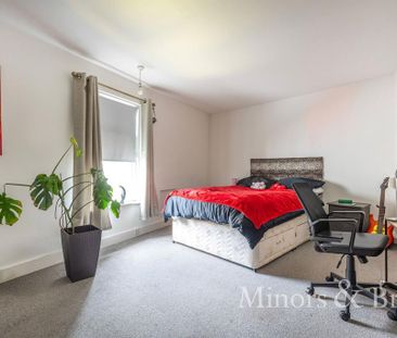 3 bedroom end of terrace house to rent - Photo 6