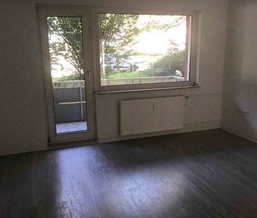 Charmante Erdgeschosswohnung mit Balkon! - Foto 1