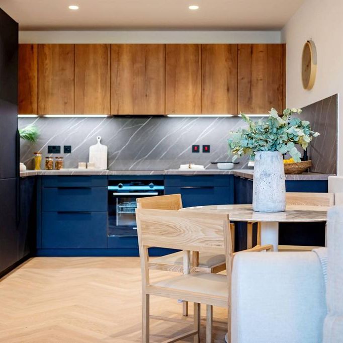 3 bedroom flat to rent - Photo 1