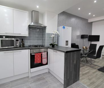 3 bedroom house to rent - Photo 3