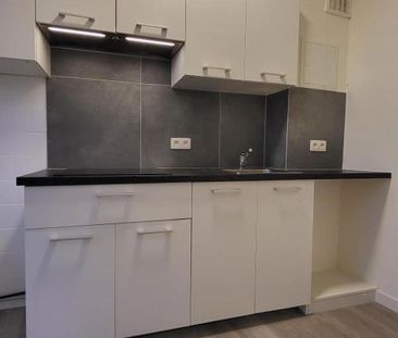 Appartement voor € 980 - Photo 1