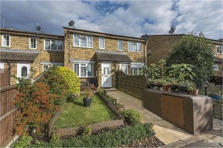 1 bedroom terraced house to rent - Photo 5