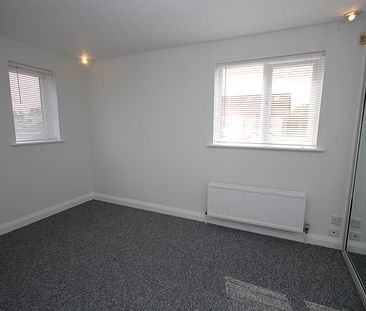 1 bedroom Terraced House to let - Photo 6