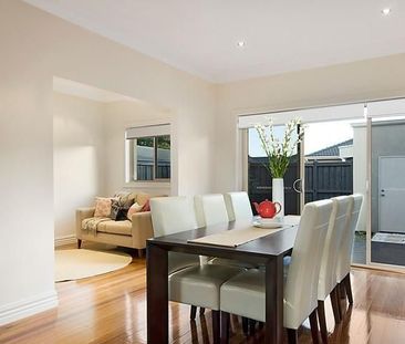 1/2 Delia Street, Oakleigh South VIC 3167 - Apartment For Rent | Do... - Photo 4