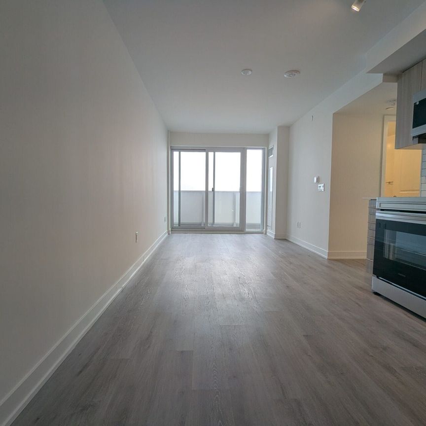 For Lease - 1010 Sandy Beach Road Unit# 802, Pickering, Ontario - Photo 1