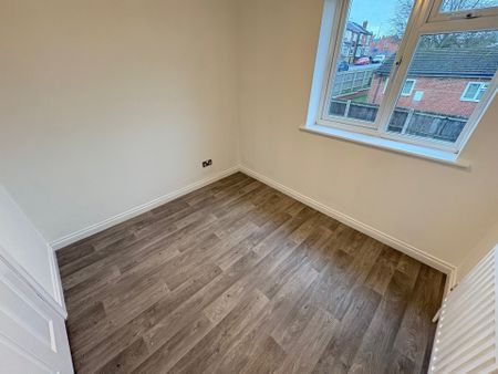 BramptonClose, ILKESTON - Photo 2