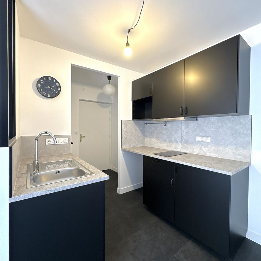 Location Appartement 1 pièce 32m² ST ETIENNE 42100 - Photo 1