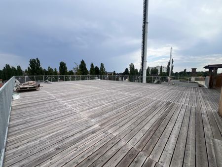 Penthouse-Wohnung + 270m2 Dachterrasse zur Miete als Wohnung oder Büro - Photo 2