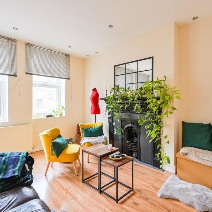 2 bedroom flat to rent - Photo 1