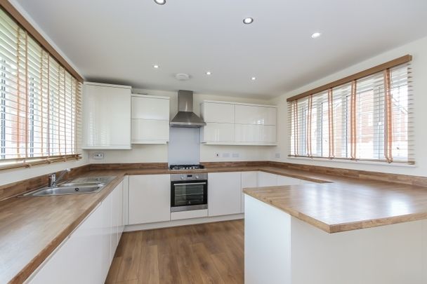 Storksbill Lane, Southmoor - Photo 1
