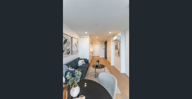 Affordable and Modern 2-Bedroom Apartment for Lease – Trio Box Hill - Photo 1