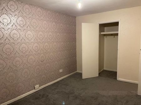 4 bedroom detached house to rent - Photo 5