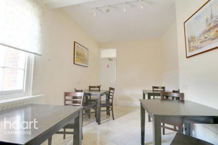 1 bedroom in a house share to rent - Photo 3