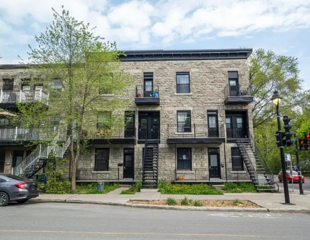 4956 - 4960 Rue la Fontaine | 4956 Rue la Fontaine, Montreal - Photo 1