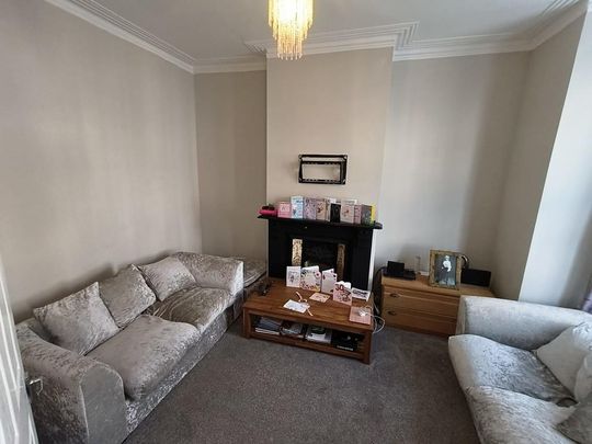 3 bedroom terraced house to rent - Photo 1