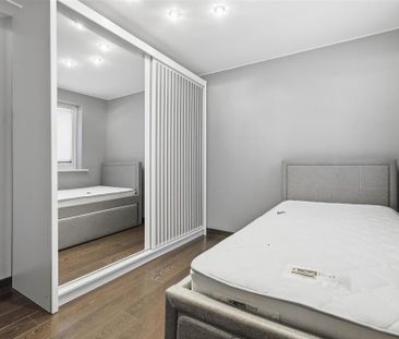 4 bedroom detached house to rent - Photo 6