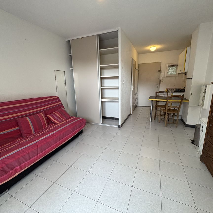 Location Appartement 1 pièce 22m² NIMES 30900 - Photo 1