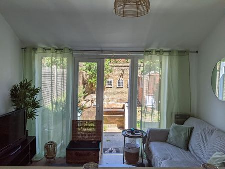 1 Bed Flat, Boundary Road, SW19 - Photo 3