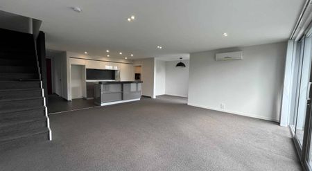 Heart of Wigram! - Photo 4