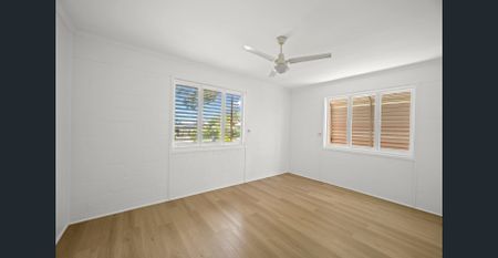 Comfortable Family Home with Modern Features - Photo 5