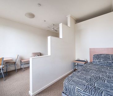 5619/570 Lygon Street, Carlton VIC 3053 - Photo 5