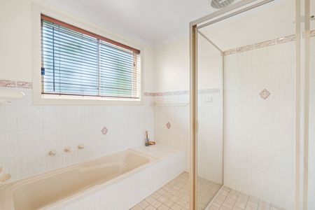 2/21A Weemala Crescent, Terrigal NSW 2260 - House For Rent | Domain - Photo 5