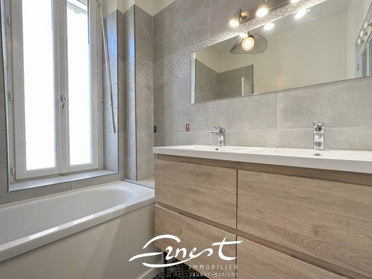 Maison 123 m² - 4 Pièces - Chasseneuil-Du-Poitou (86360) - Photo 1