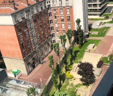Logement à Paris, Location meublée - Photo 2