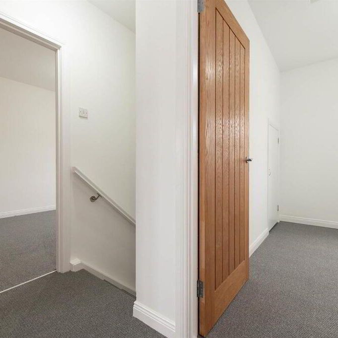 1 Cuan Mews, Strangford, BT30 7LW - Photo 1