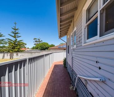 RENOVATED COTTAGE - Photo 6