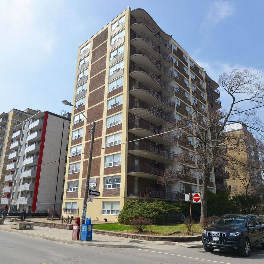 190 Jameson Avenue - Photo 1