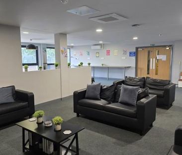 Studio to rent - Photo 6