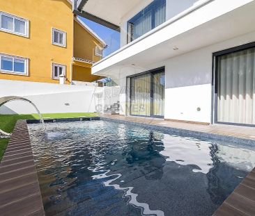 House T4 in Pontinha e Famões, Odivelas - Photo 3
