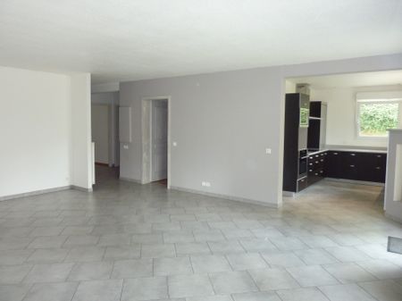 Location Appartement WENTZWILLER 1 250 € CC - Photo 4