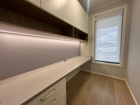 Perfect Single Story To Call Home **APPLY FOR THIS PROPERTY NOW** - Photo 5
