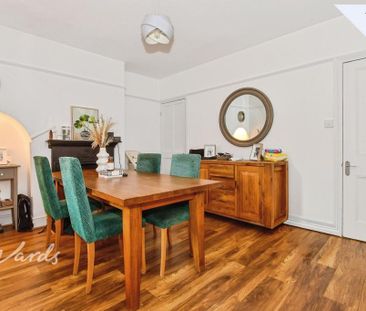 3 bedroom terraced house to rent - Photo 2