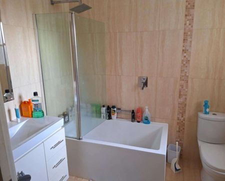 Garden Suburb - Photo 3