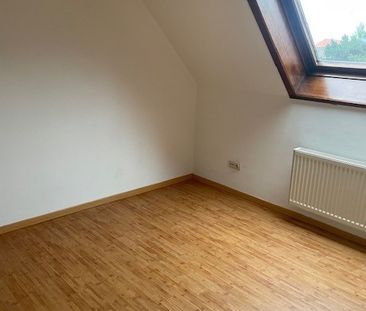 Leuk 2-slaapkamerappartement op de Grote Markt van Zelzate - Foto 3