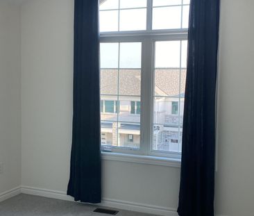 For Lease - 69 Therma Crescent, Markham, Ontario - Photo 2