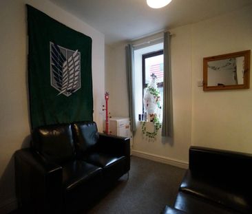 19 Fron Square - Photo 1