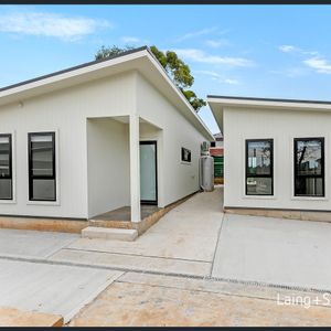 Brand new One-Bedroom Granny flat - WATER INCLUDED - Photo 2