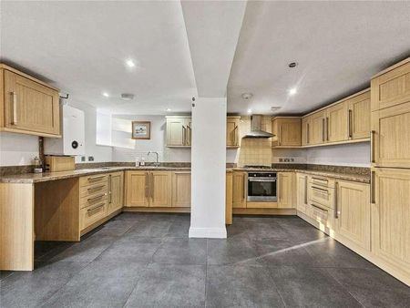 Castle Street, Keinton Mandeville, Somerton, Somerset, TA11 - Photo 2