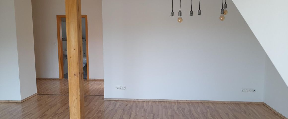 Mieten Sie diese schöne 3 Zimmer DG Wohnung in 94078 Freyung - Foto 1