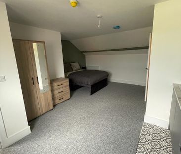 Studio to rent - Photo 3