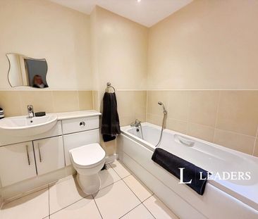 2 bedroom apartment to rent Fleet Street, Brighton, East Sussex, BN1 - Photo 5