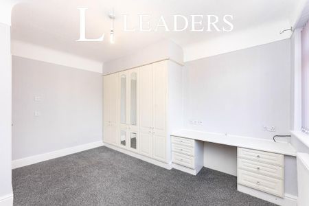 2 bedroom bungalow to rent - Photo 3