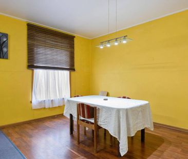 4 Bedroom Furnished Home - Photo 4