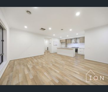 I O N | TWENTY-8 | KERNOT | PARADE - Photo 3